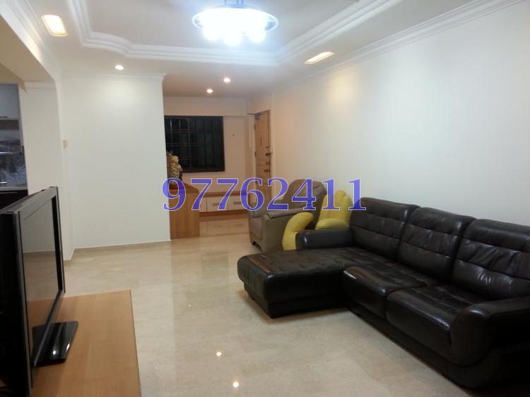 Blk 579 Hougang Avenue 4 (Hougang), HDB Executive #115482302